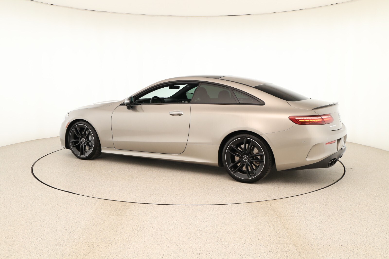 2022 Mercedes Benz E 53 AMG photo 3