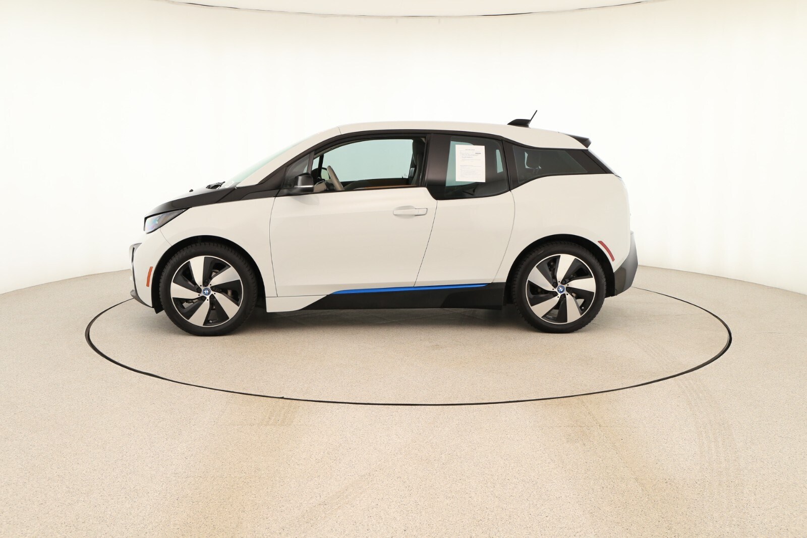 2015 Bmw i3 Range Extender photo 2