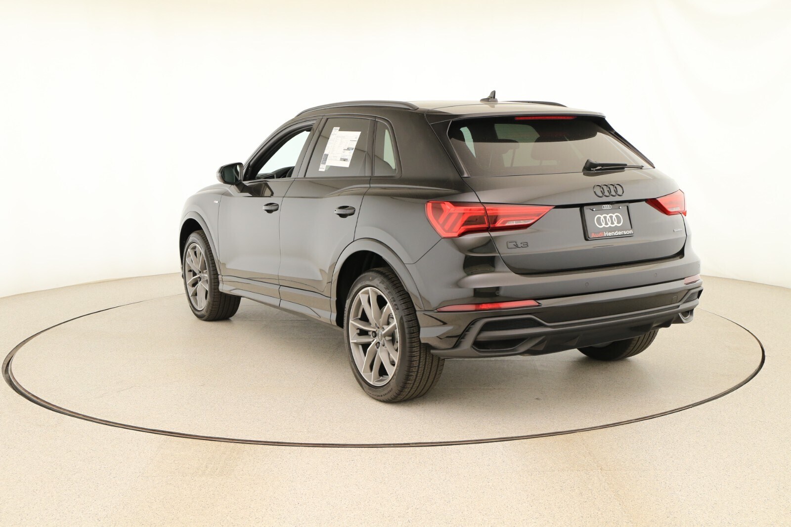 2025 Audi Q3 Premium photo 4