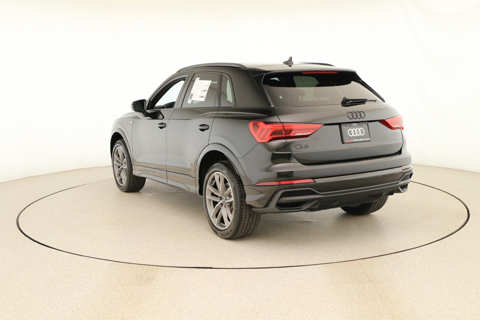 2025 Audi Q3 Premium photo 4