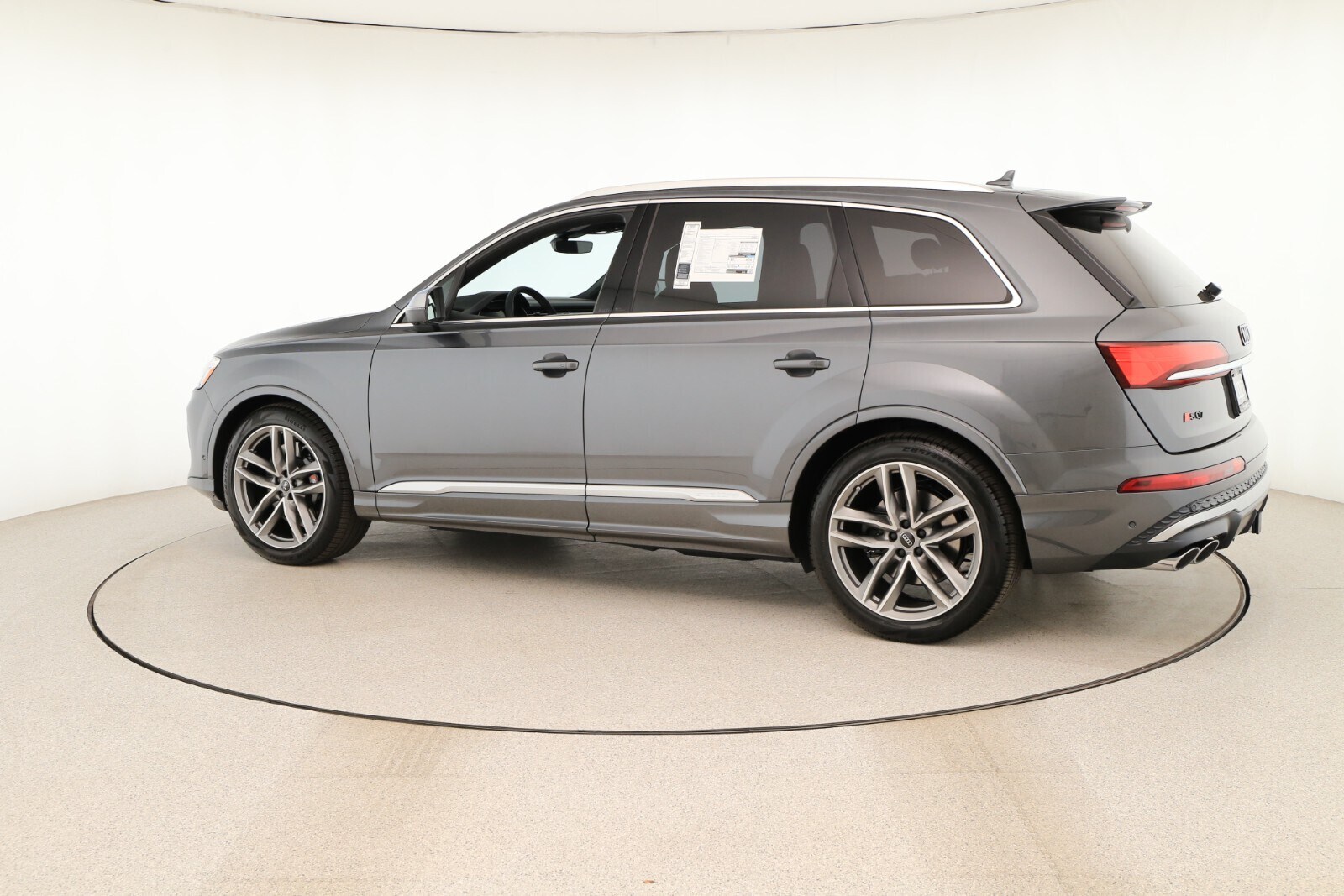 2025 Audi SQ7 Premium Plus photo 3