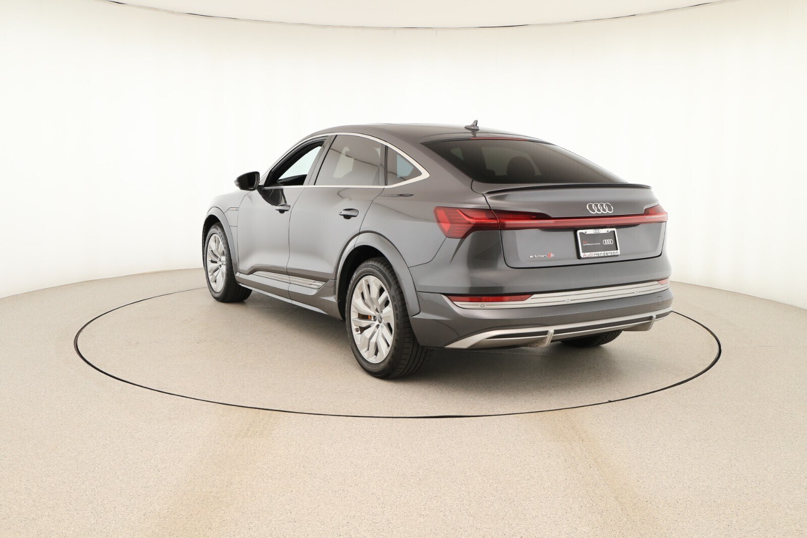 2022 Audi e-tron Sportback Premium Plus photo 4