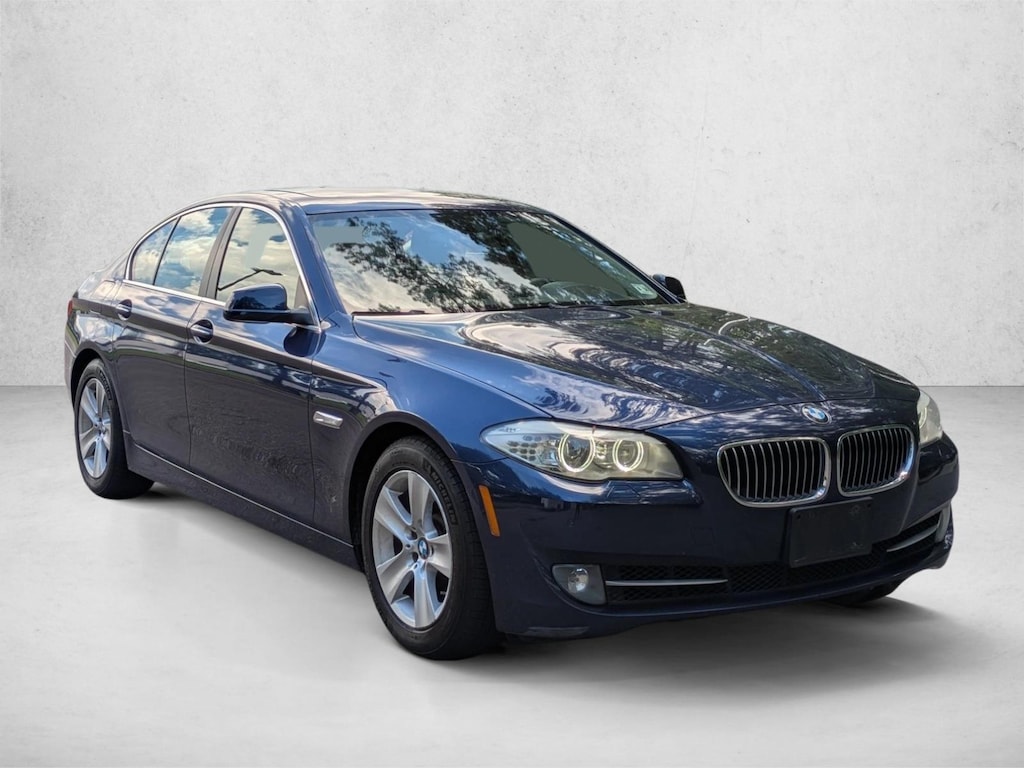 Used 2013 BMW 5 Series 528i xDrive 4dr Car