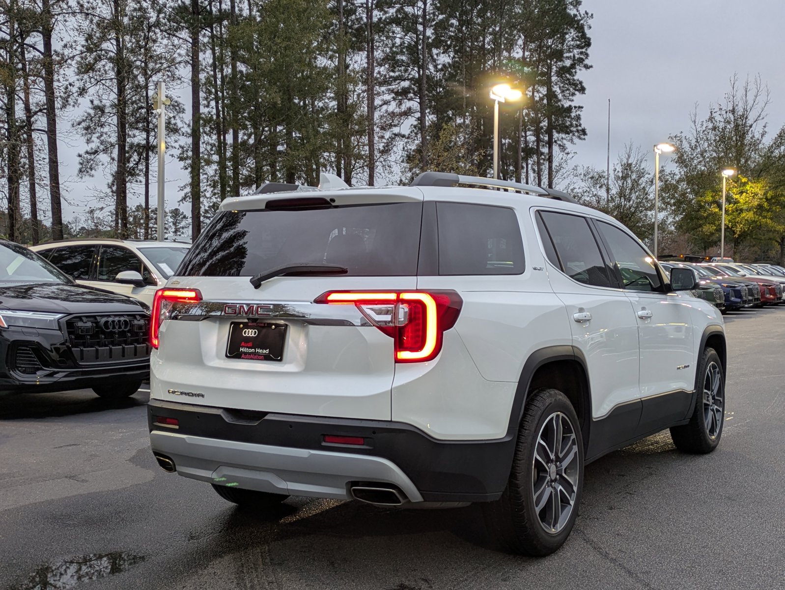 2021 Gmc Acadia SLT photo 2