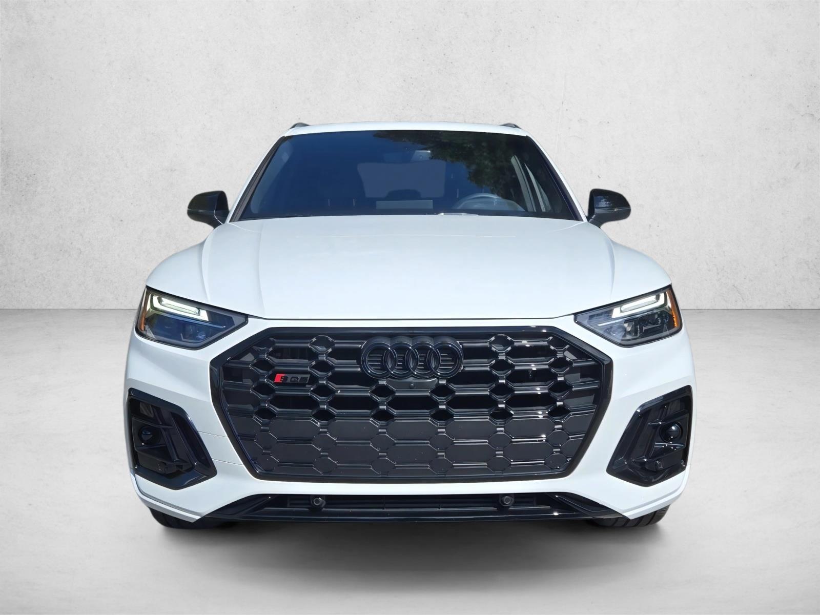 2025 Audi SQ5 Premium Plus photo 2
