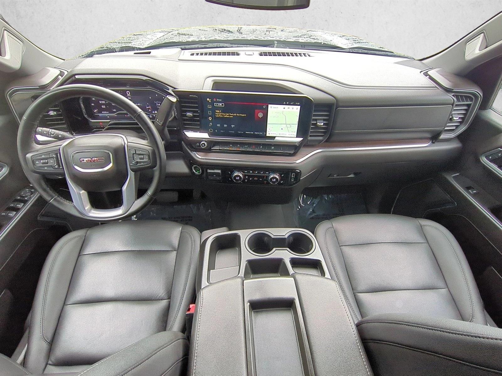 2025 GMC Sierra 1500 SLT - Photo 19