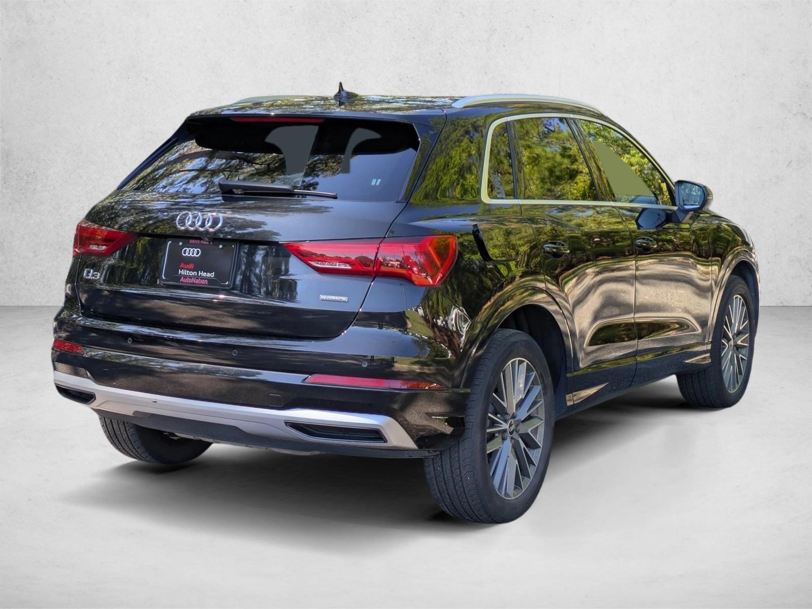 2022 Audi Q3 Premium photo 2