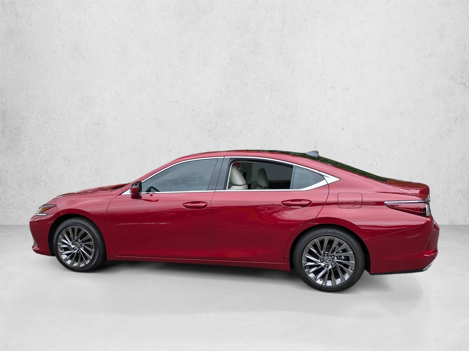2024 Lexus ES 350 Luxury photo 3