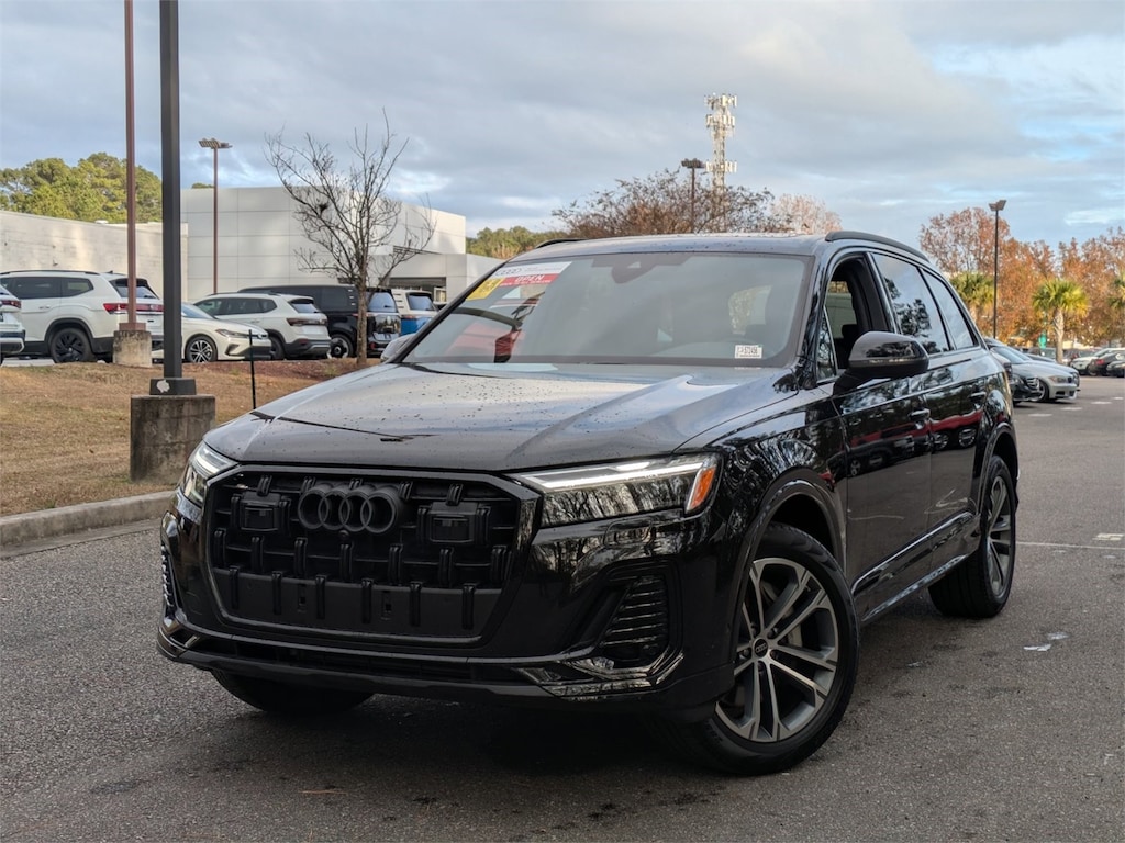 Used 2025 Audi Q7 Premium Plus Sport Utility