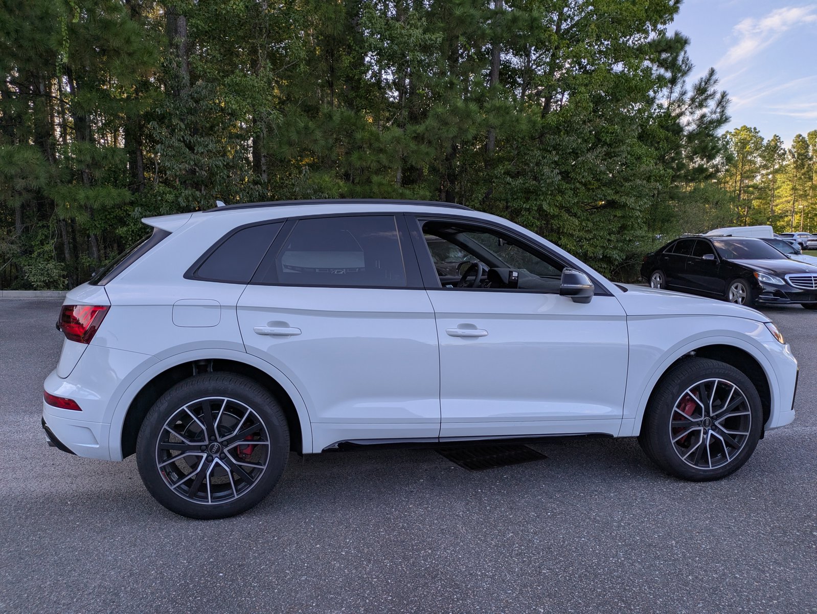 2025 Audi SQ5 Premium Plus photo 3