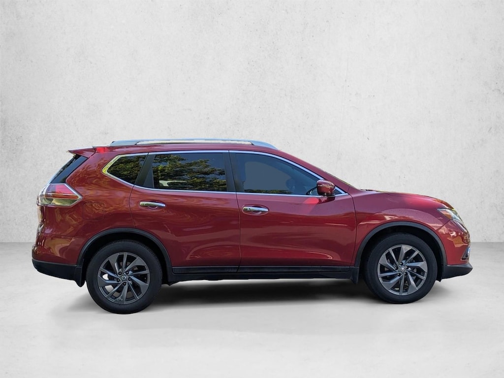 Used 2016 Nissan Rogue SL Sport Utility