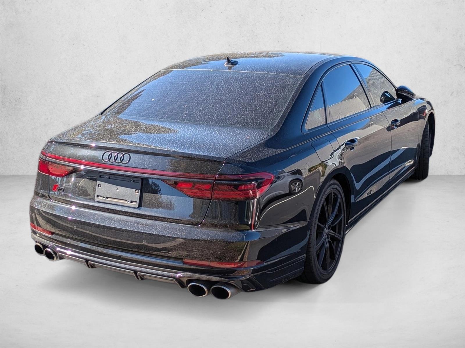 2023 Audi S8 Plus photo 2