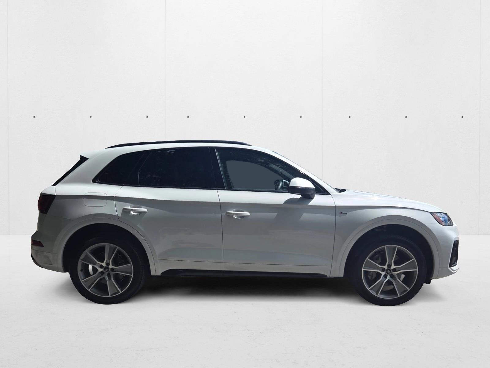 2025 Audi Q5 S line Premium photo 4