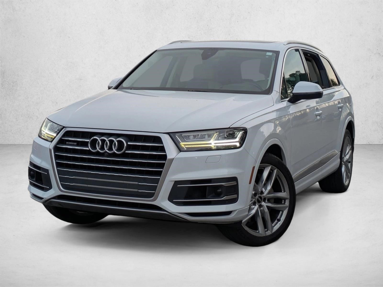 2018 Audi Q7 55 Prestige's photo