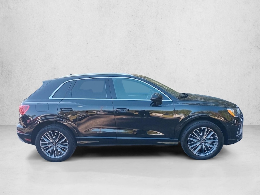 Used 2022 Audi Q3 Premium Sport Utility