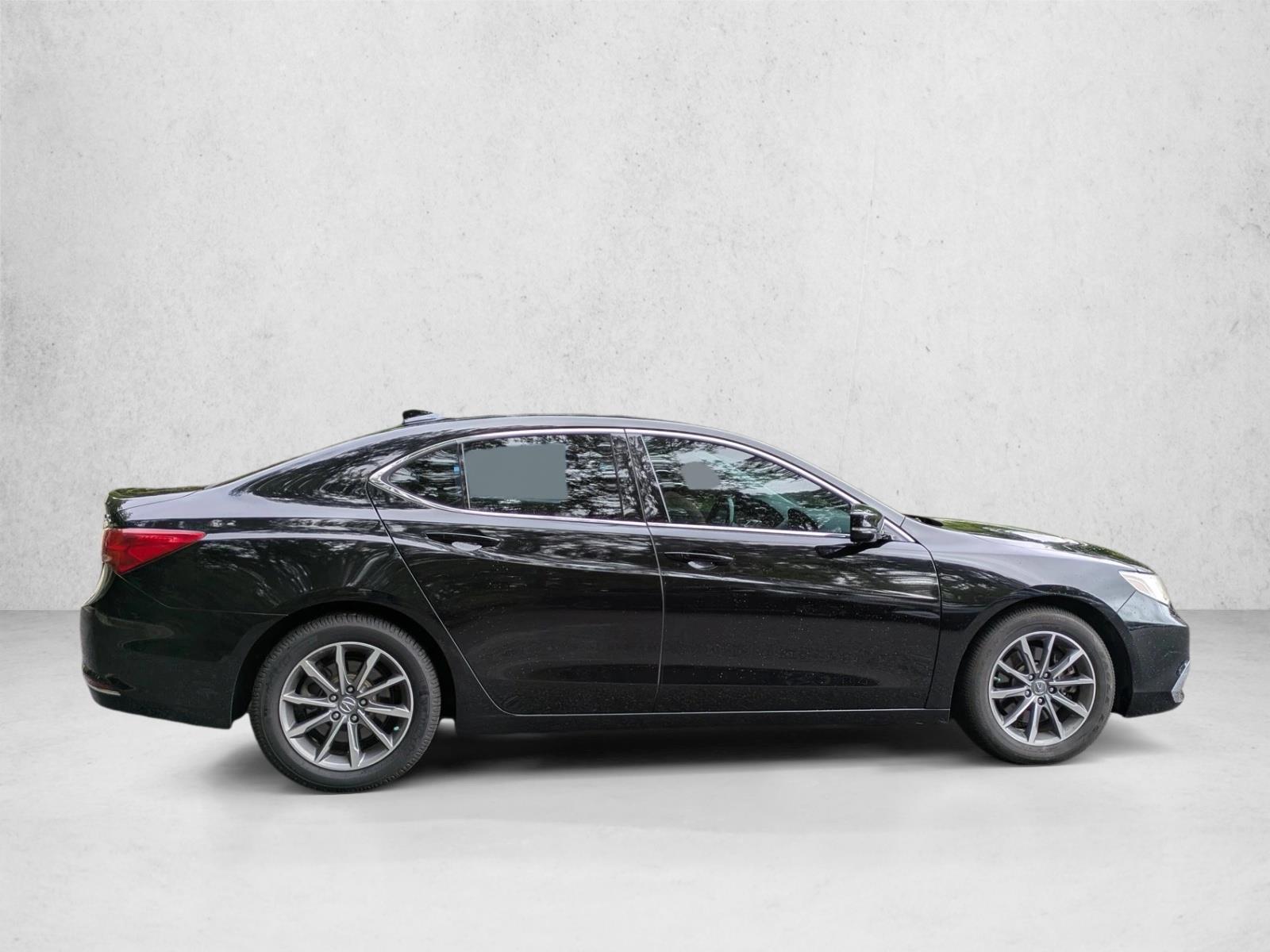 2019 Acura TLX photo 4