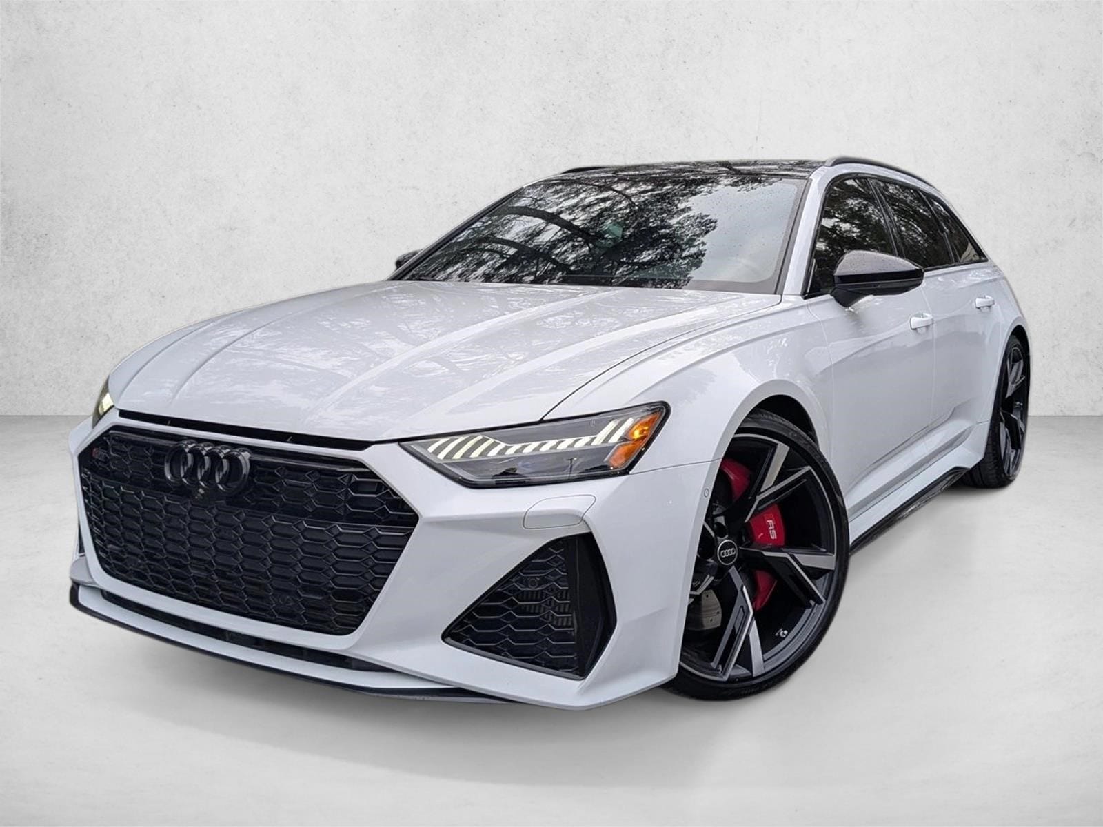 2022 Audi RS 6 Avant Base's photo