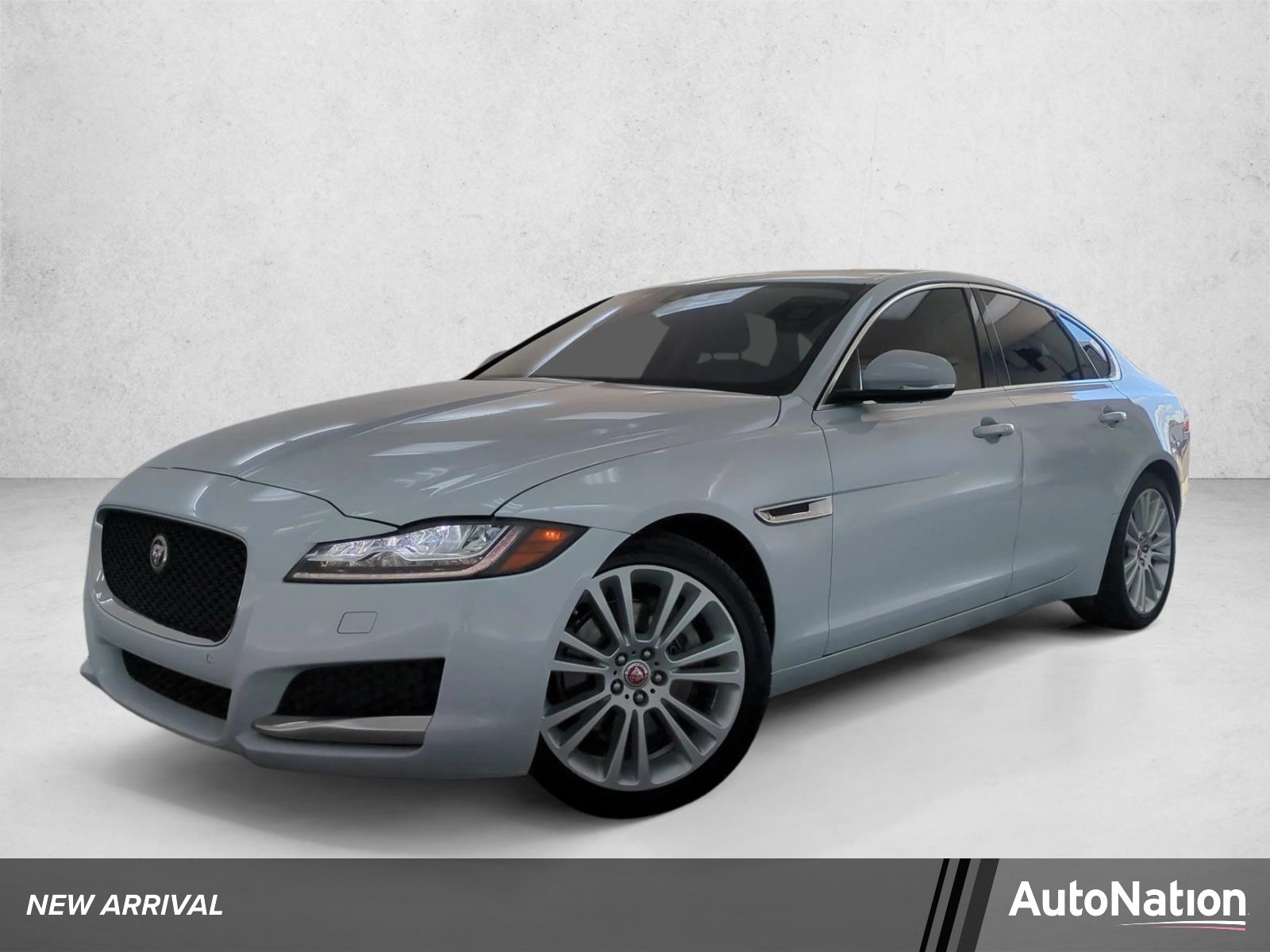 2020 Jaguar XF 25t Premium's photo