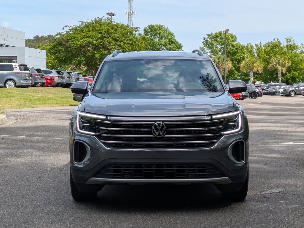 Used 2024 Volkswagen Atlas 2.0T SE w/Technology Sport Utility