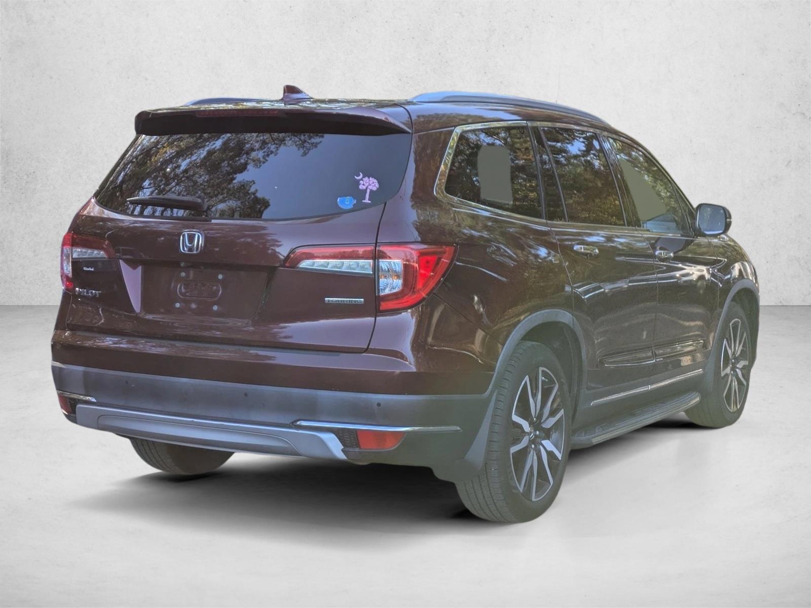2019 Honda Pilot Touring photo 2