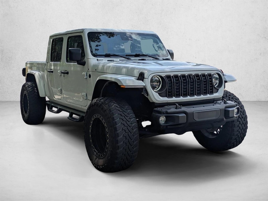 Used 2024 Jeep Gladiator Rubicon X Crew Cab Pickup