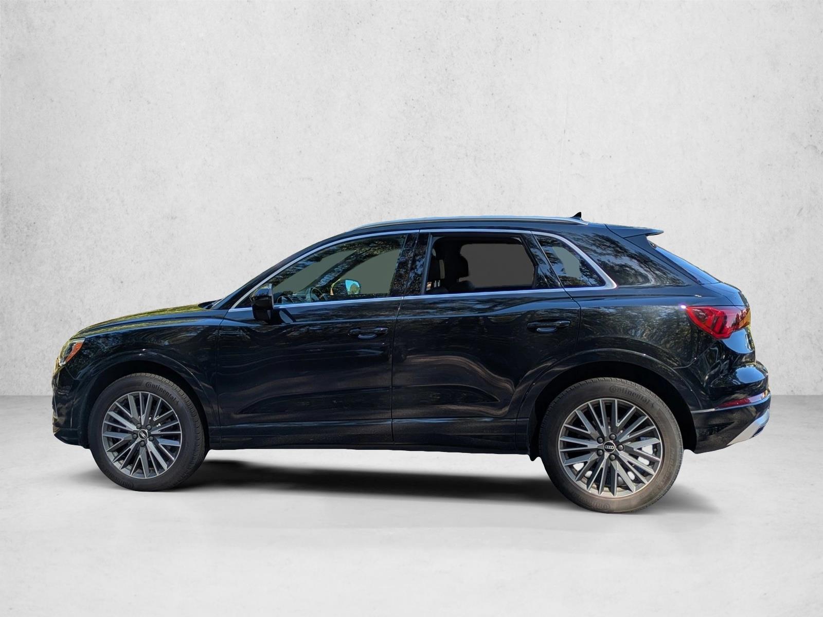 2022 Audi Q3 Premium photo 3