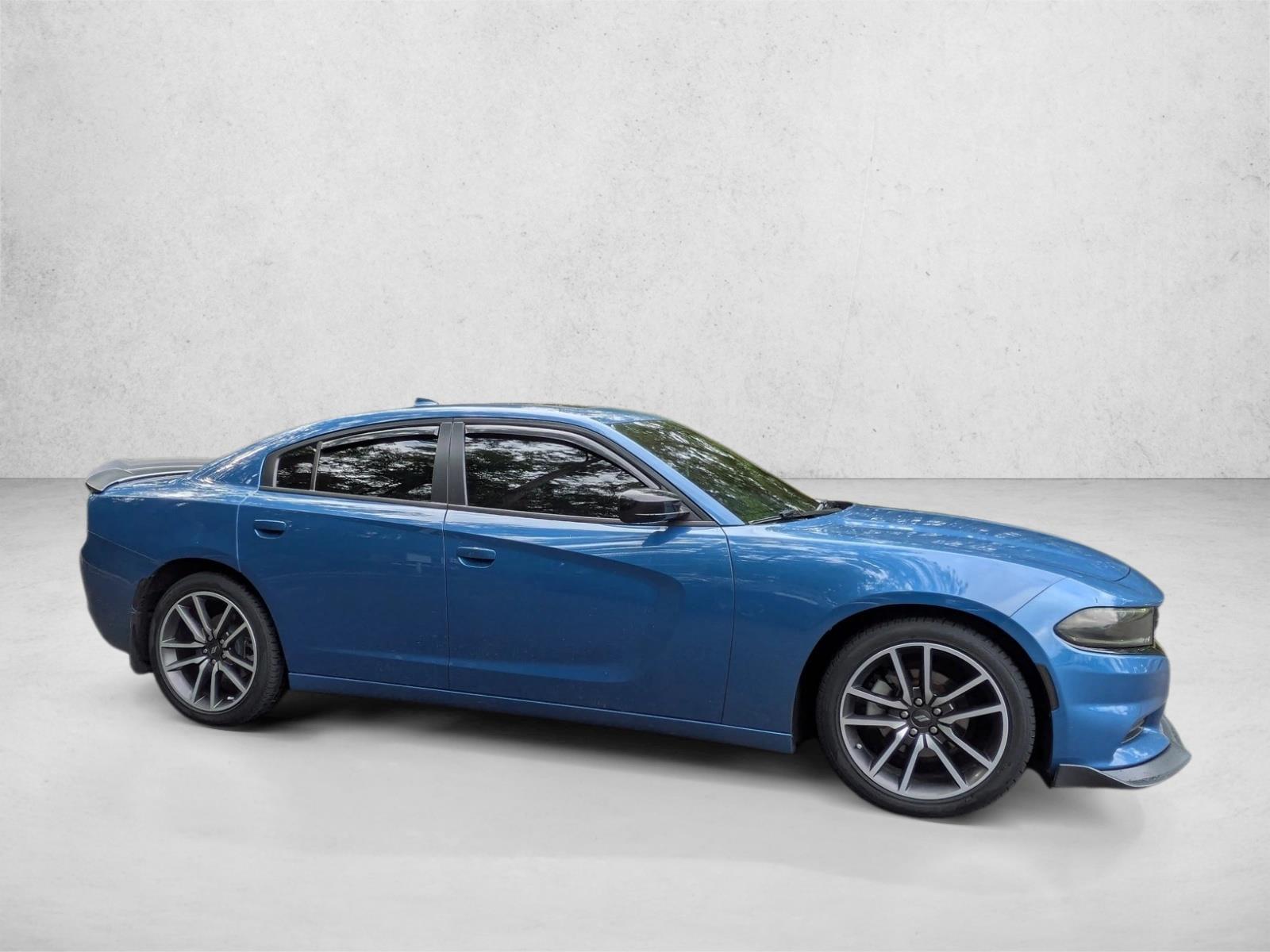 2023 Dodge Charger SXT photo 3
