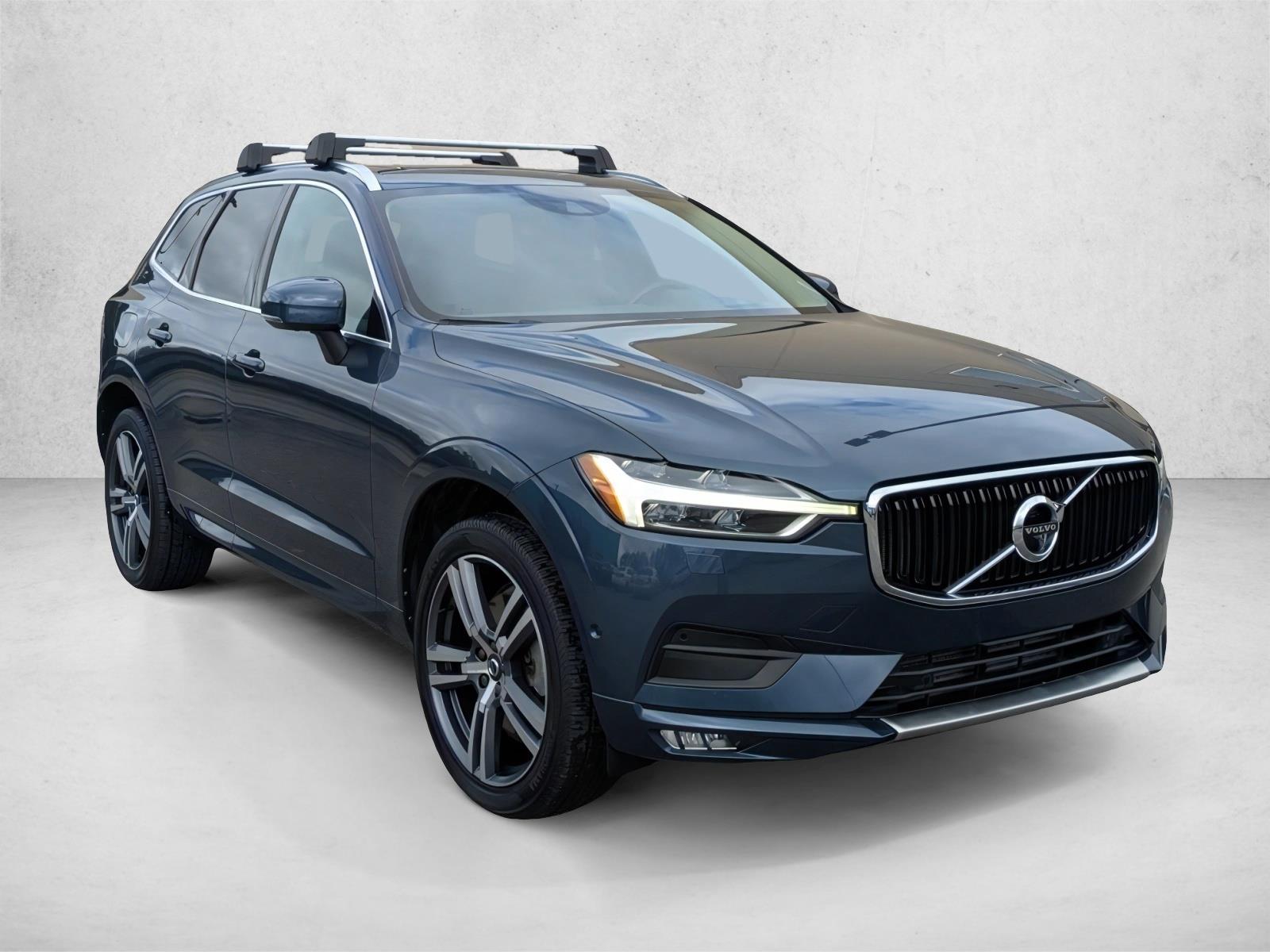 2019 Volvo XC60 Momentum photo 2