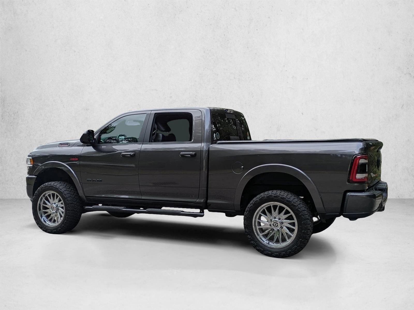 2021 Ram 2500 Laramie photo 3