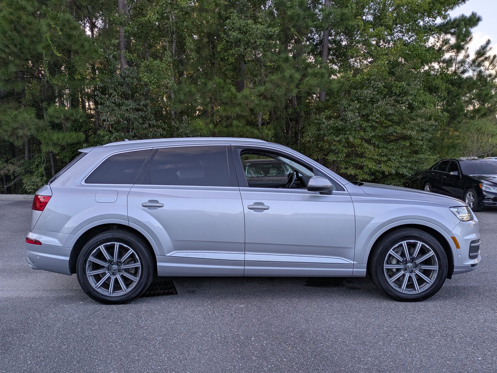 2019 Audi Q7 Premium Plus photo 3