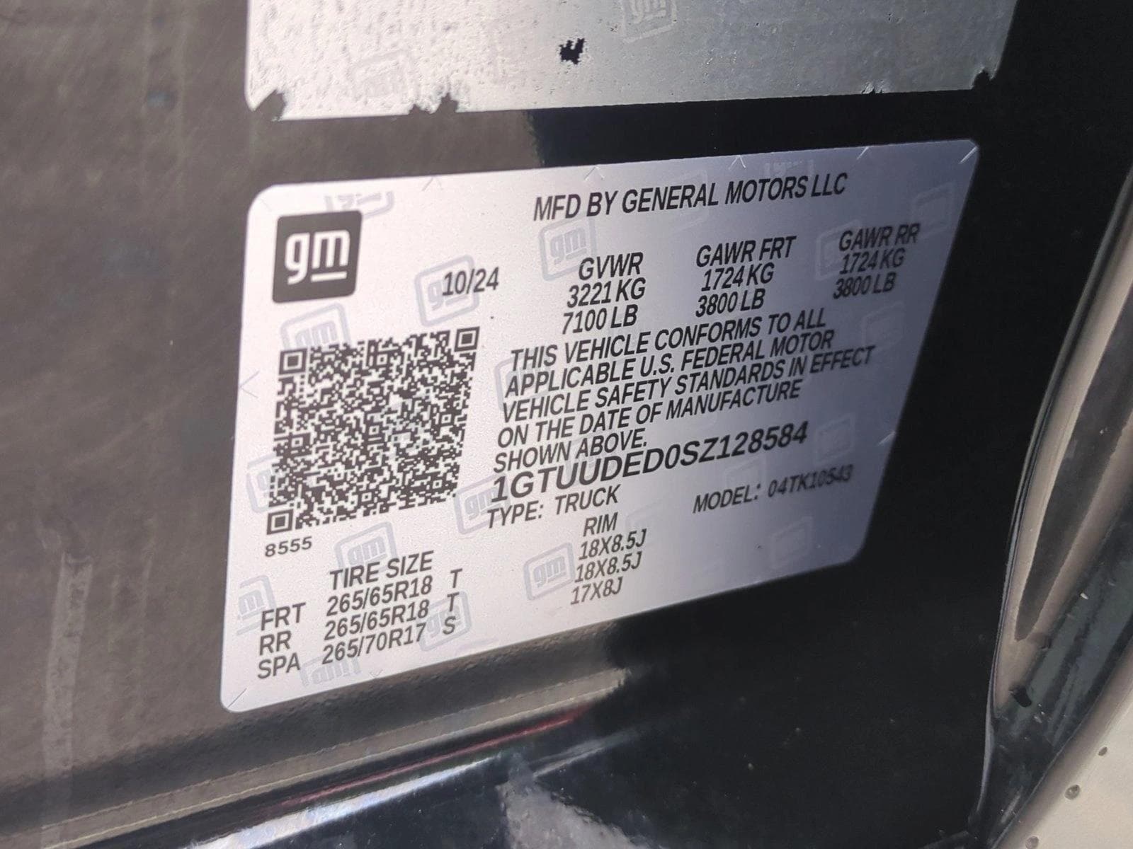 2025 GMC Sierra 1500 SLT - Photo 27
