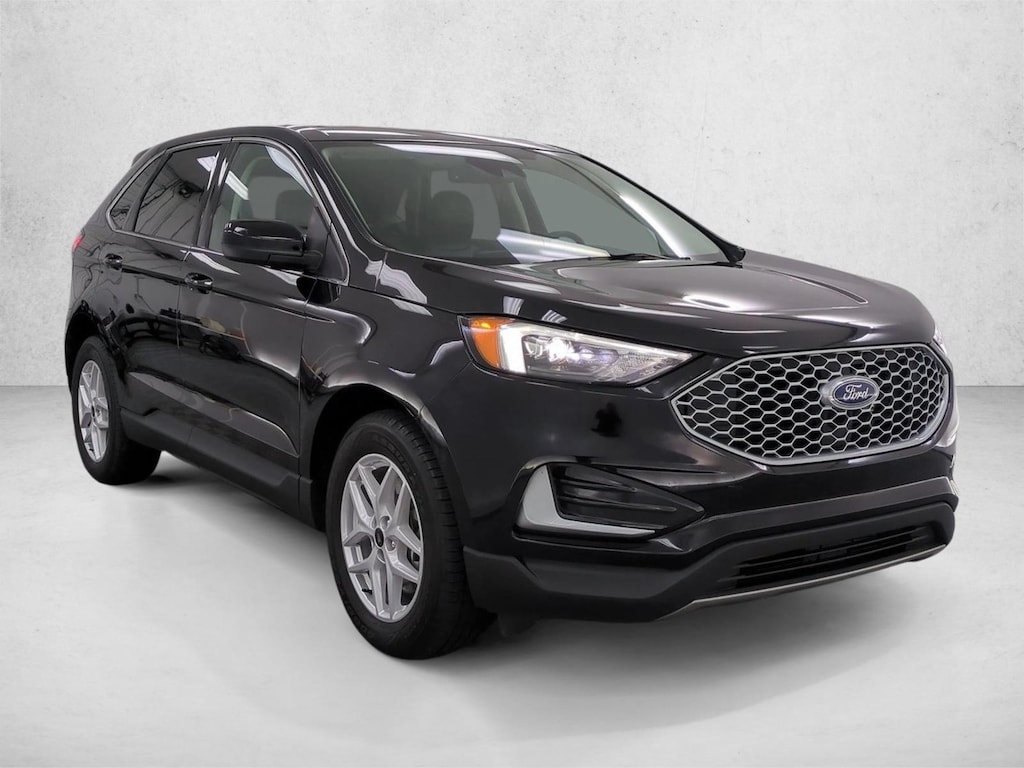 Used 2024 Ford Edge SEL Sport Utility