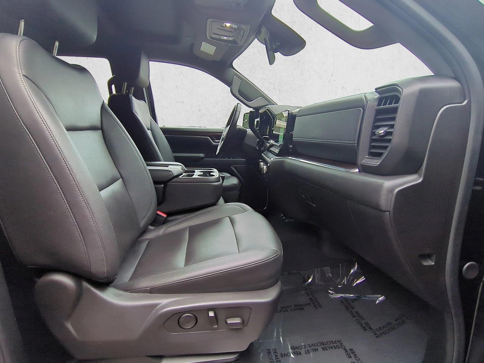 2025 GMC Sierra 1500 SLT - Photo 23