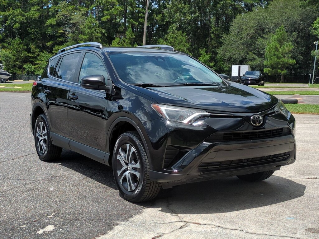 Used 2017 Toyota RAV4 LE Sport Utility