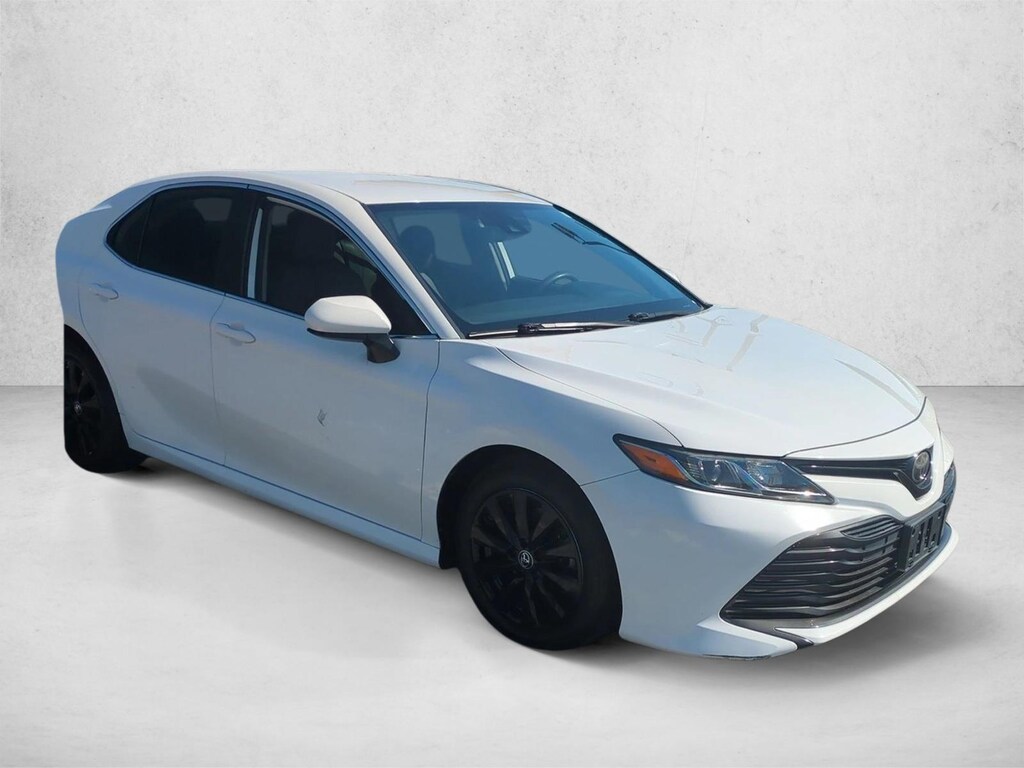 Used 2019 Toyota Camry LE 4dr Car