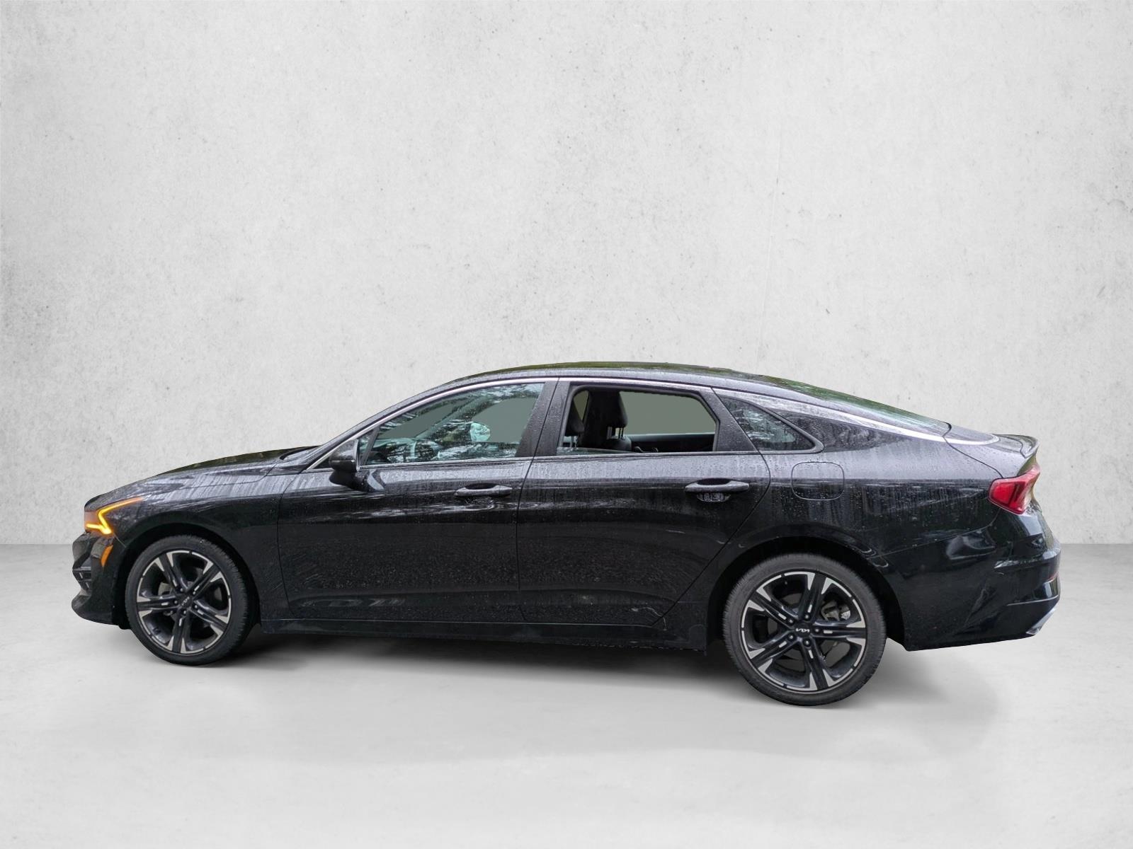 2022 Kia K5 GT-Line photo 3