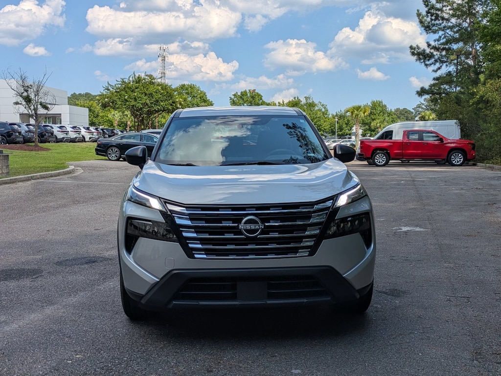 Used 2024 Nissan Rogue S Sport Utility