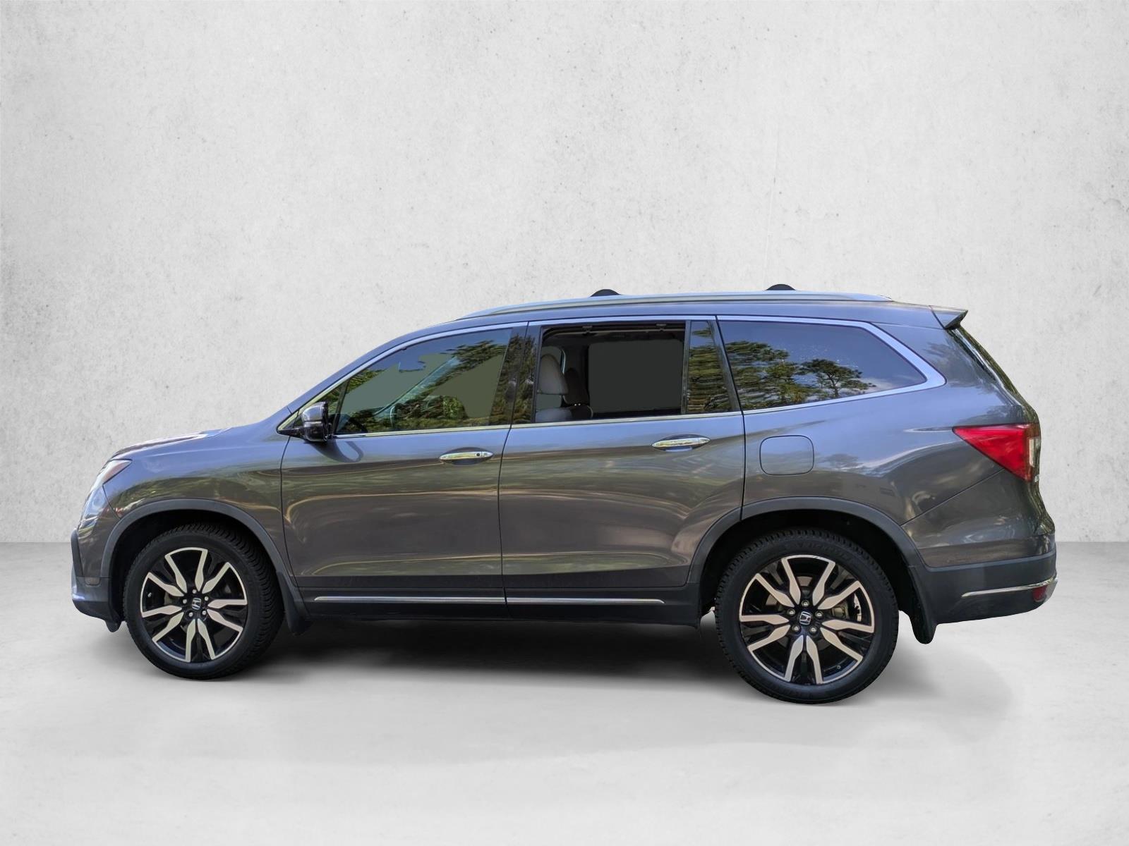 2019 Honda Pilot Elite photo 3