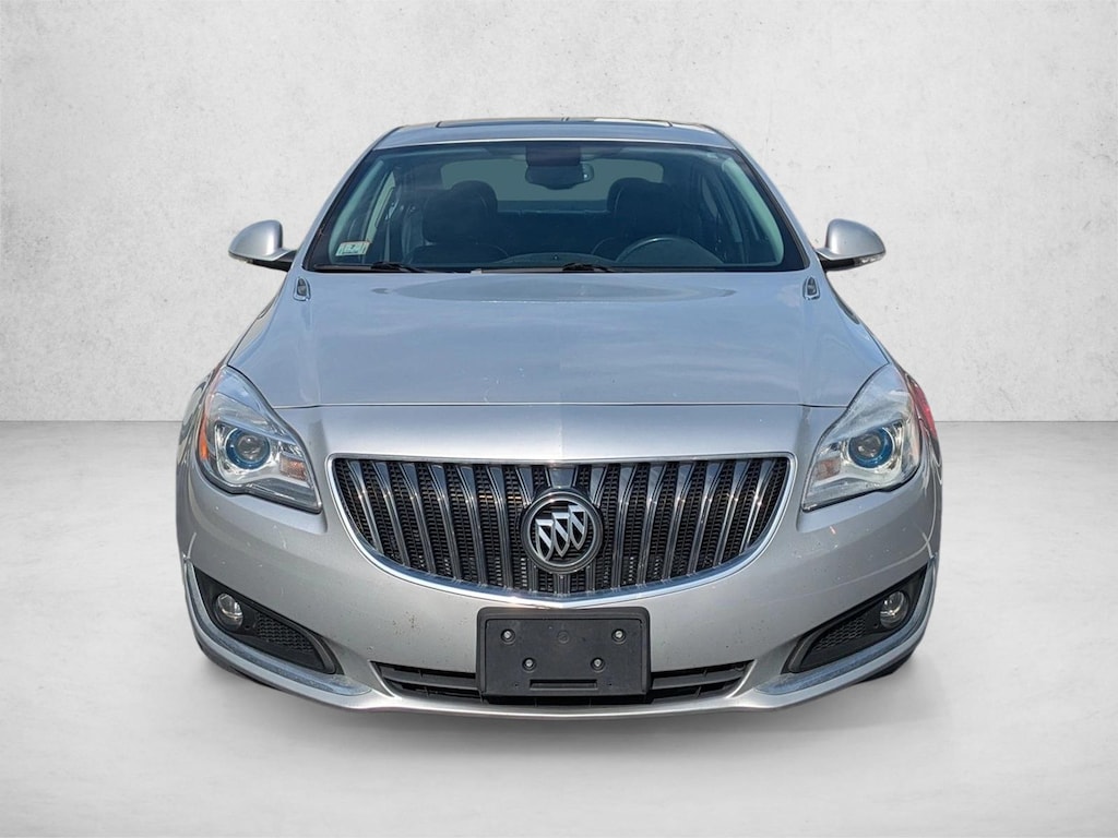 Used 2017 Buick Regal Sport Touring 4dr Car