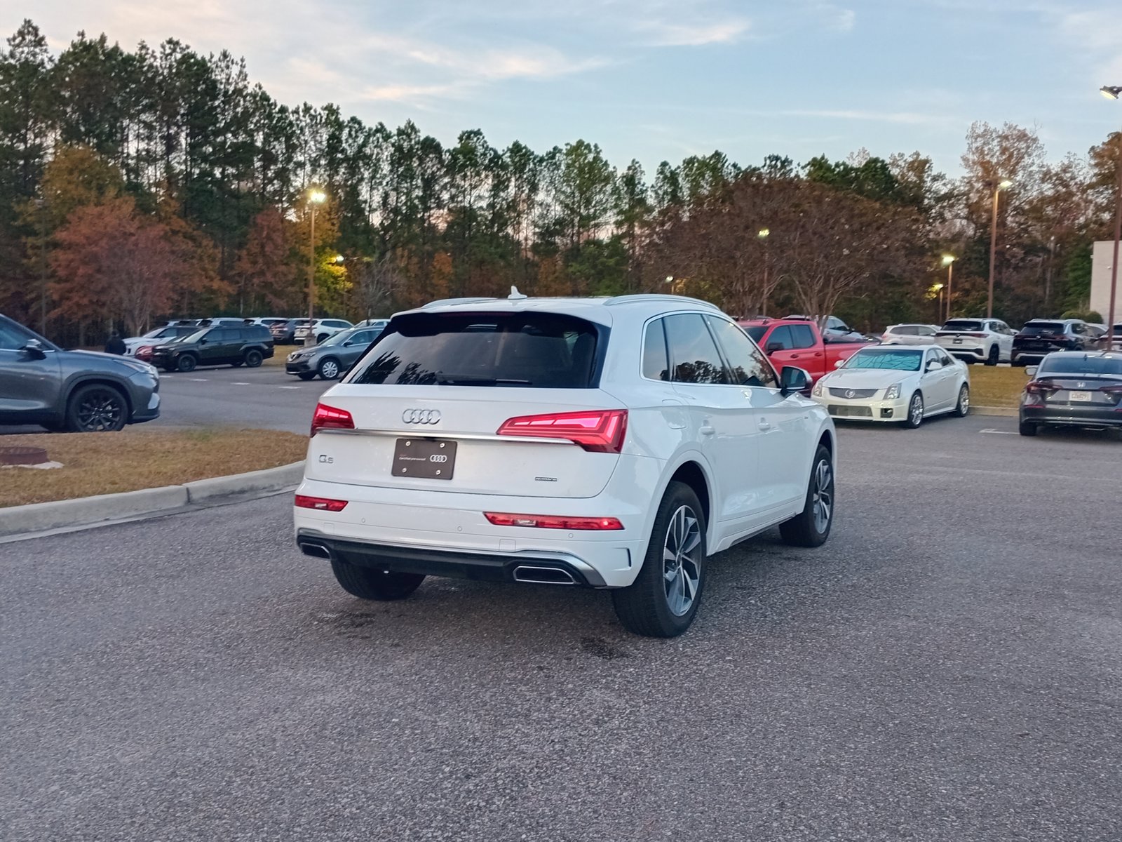 2025 Audi Q5 S line Premium Plus photo 2