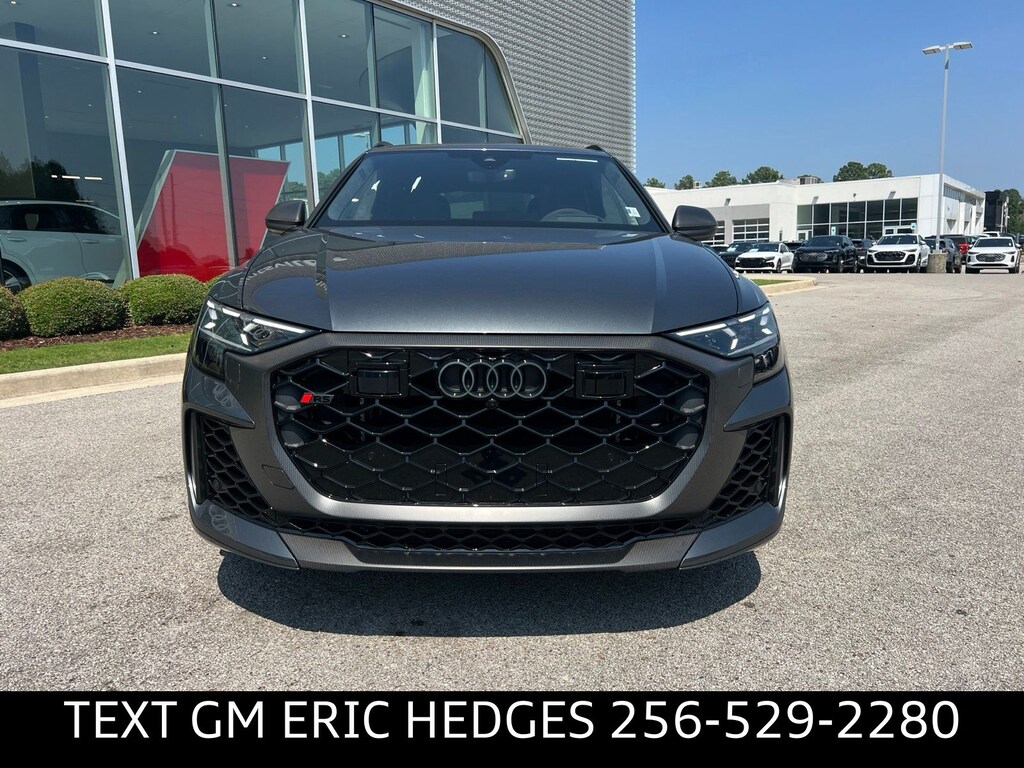 New 2026 Audi RS Q8 4.0T performance SUV