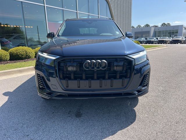 2025 Audi Q7 55 Premium Plus photo 2