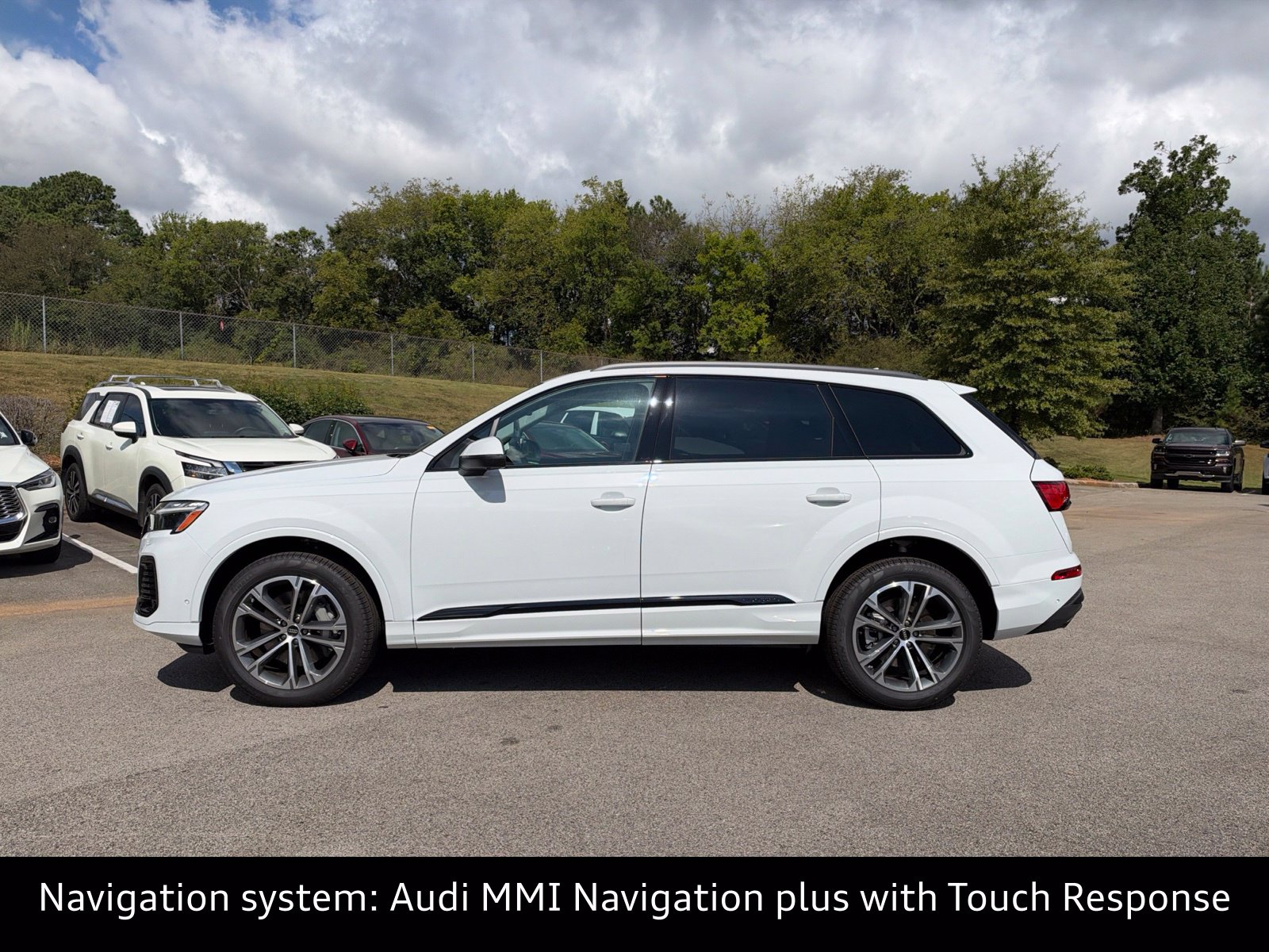 New 2026 Audi Q7 45 Premium SUV
