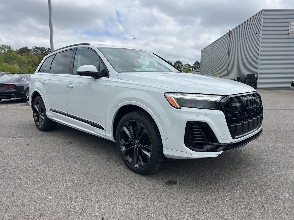Used 2025 Audi Q7 55 Premium Plus SUV