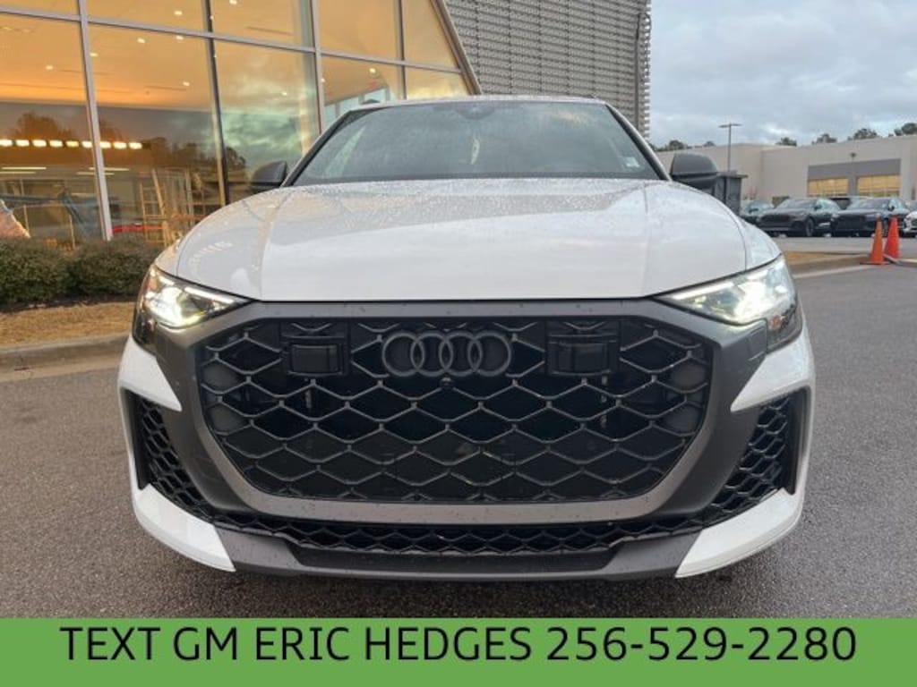 New 2026 Audi RS Q8 4.0T performance SUV