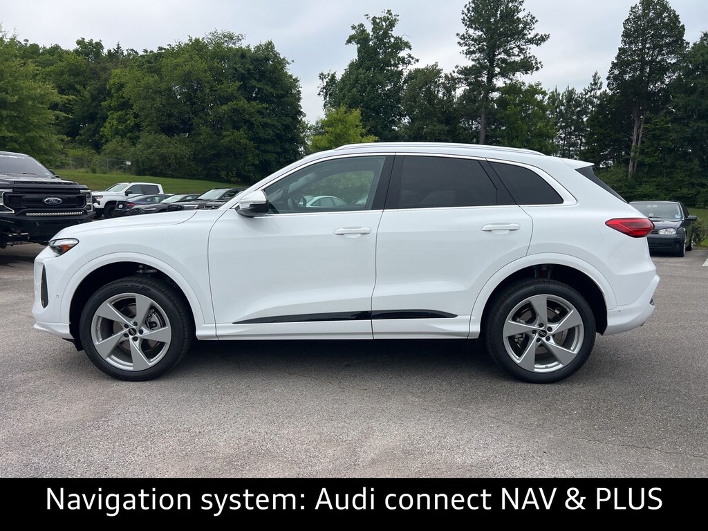New 2026 Audi Q5 2.0T Premium SUV
