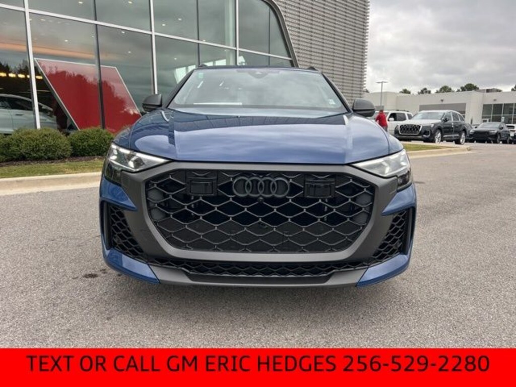New 2025 Audi RS Q8 4.0T performance SUV