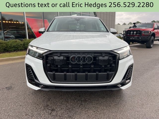 2026 Audi Q7 45 Premium photo 2
