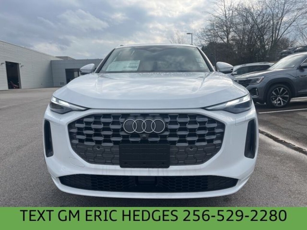 New 2025 Audi Q5 2.0T Premium SUV