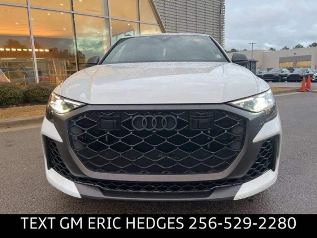 New 2026 Audi RS Q8 4.0T performance SUV